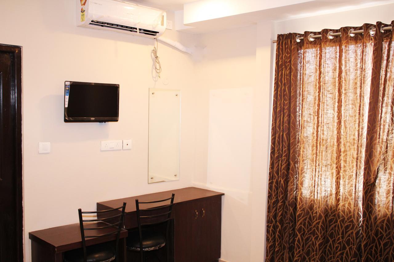 Collection O 8267 Galaxy Inn Kochi Exteriér fotografie