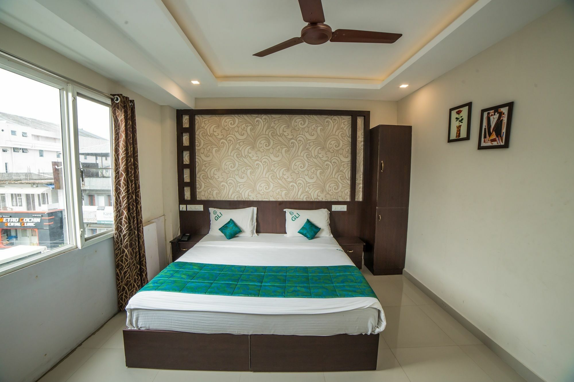 Collection O 8267 Galaxy Inn Kochi Exteriér fotografie